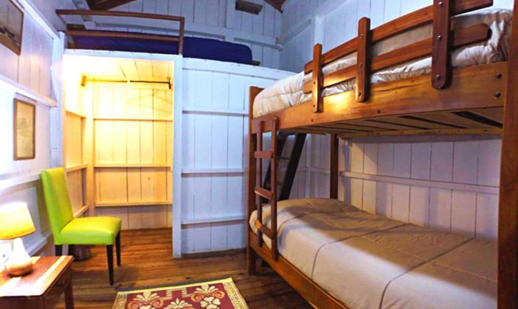 Casa Amarilla habitación